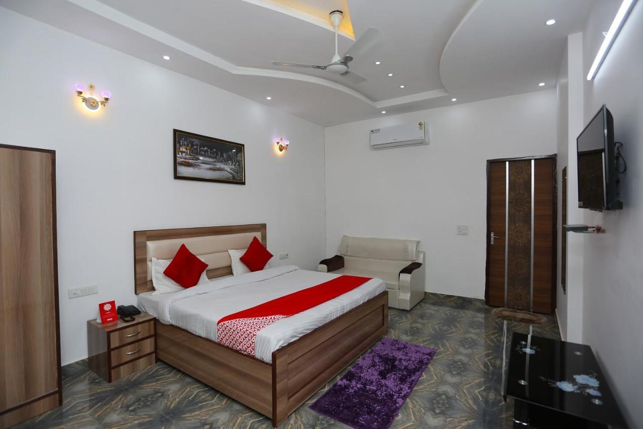 Hotel Rest Palace Agra  Exteriér fotografie