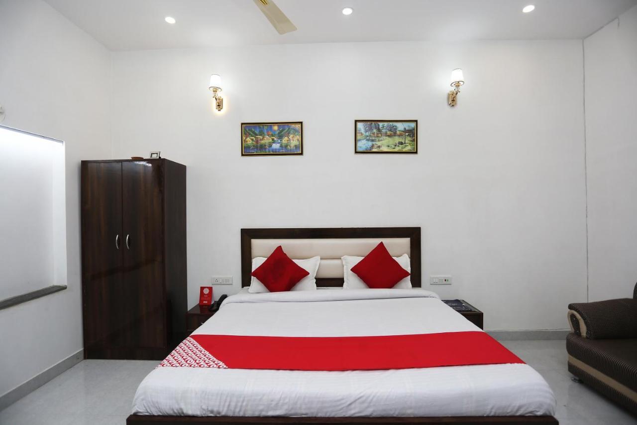 Hotel Rest Palace Agra  Exteriér fotografie